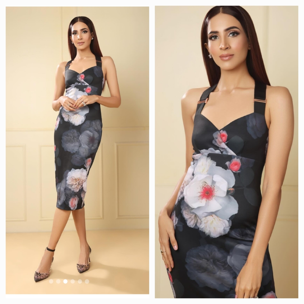 This is a Ted Baker Teeki Chelsea Print body-con dress